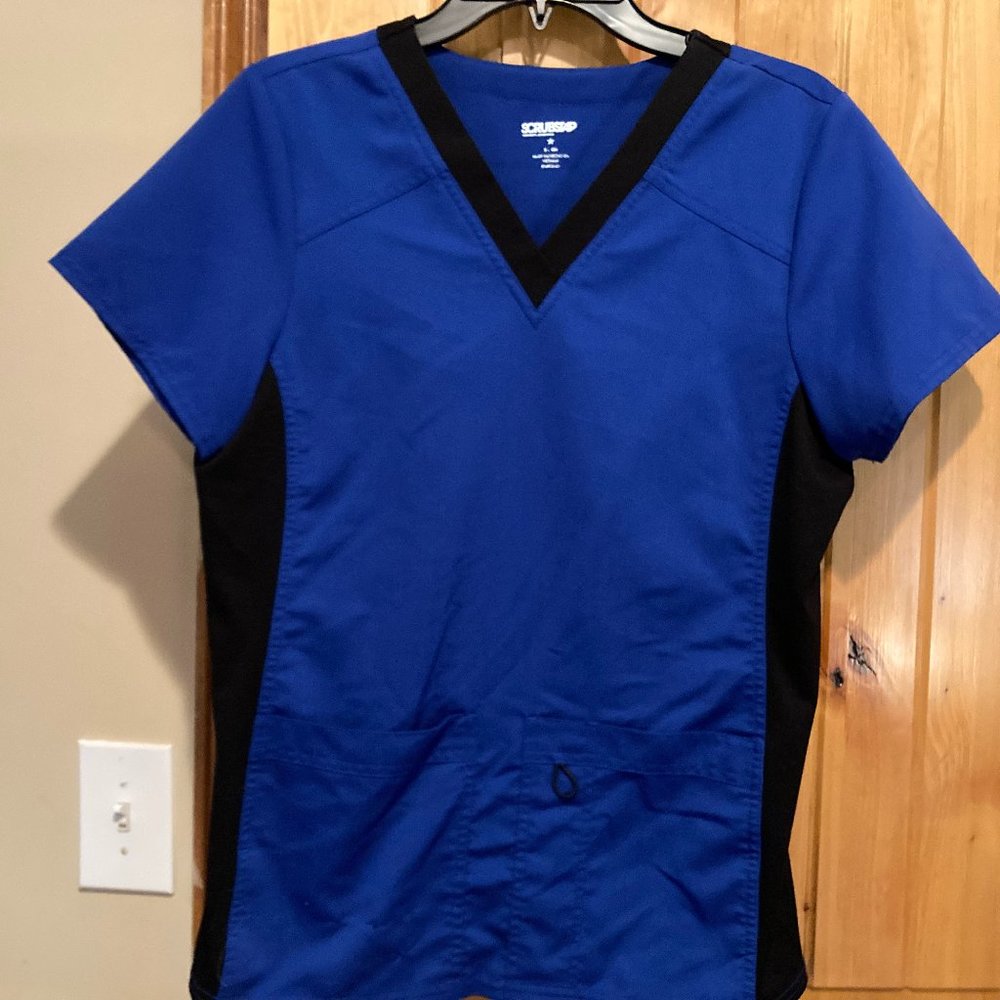 Scrub Top